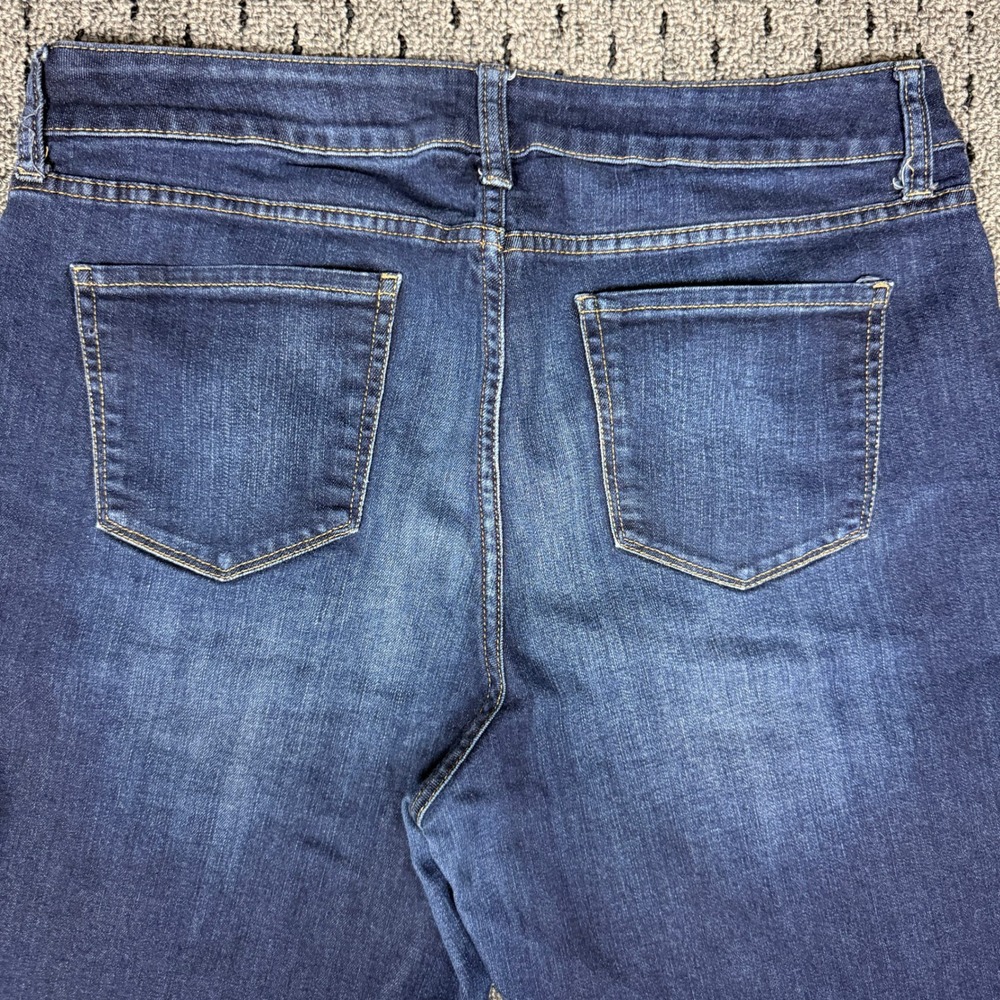 St. Johns Bay Womens Bermuda Denim Shorts Dark Wash Blue 14 Stretch Mid Rise - Picture 6 of 6